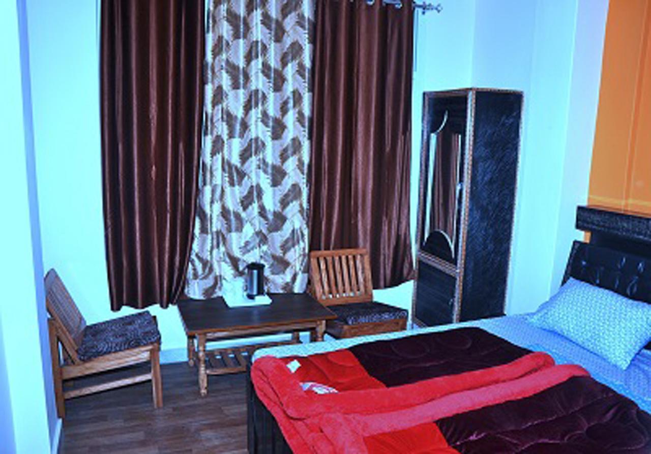 Hotel Mansarovar Banjār Εξωτερικό φωτογραφία